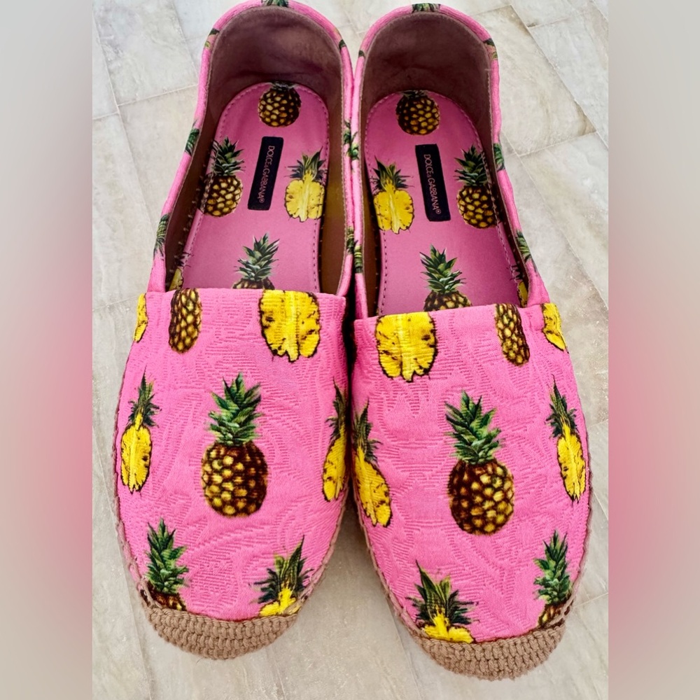 Dolce & Gabbana Pink Pineapple Espadrilles with Yellow Print, original dust bag